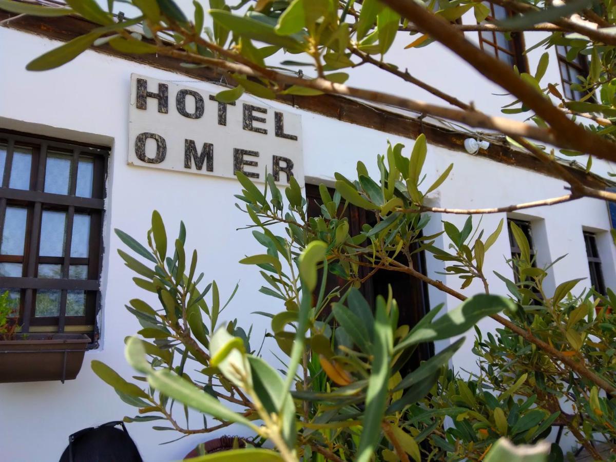 Hotel Omer Berat Exterior photo